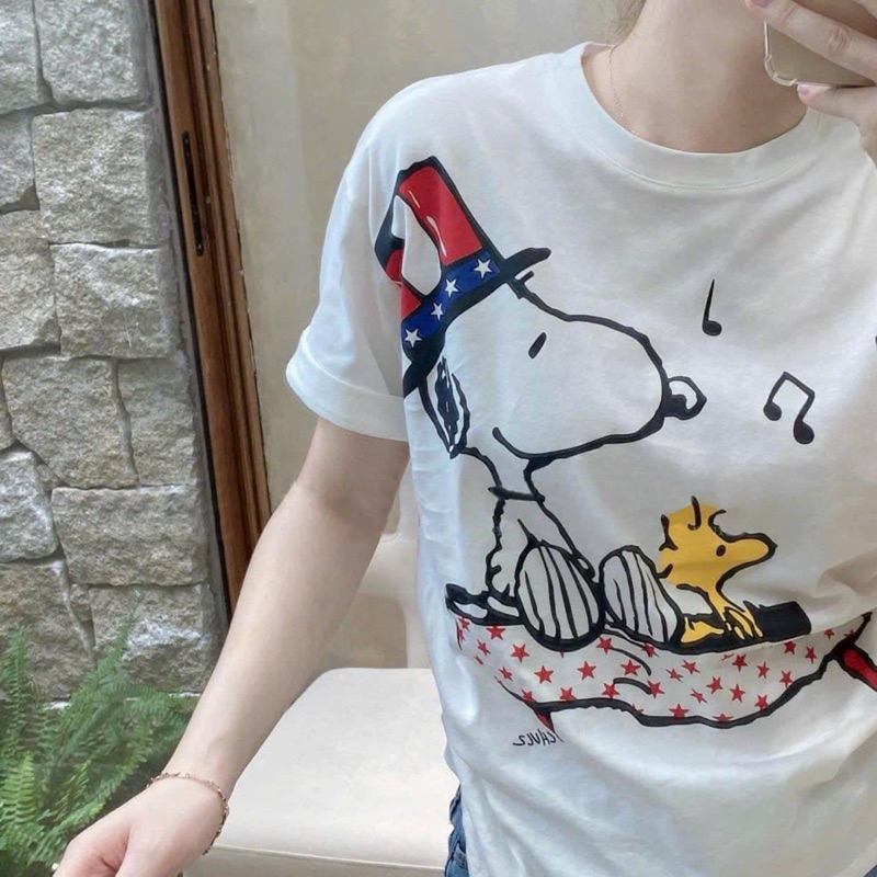 ÁO PHÔNG CÚN ĐEO TAI NGHE