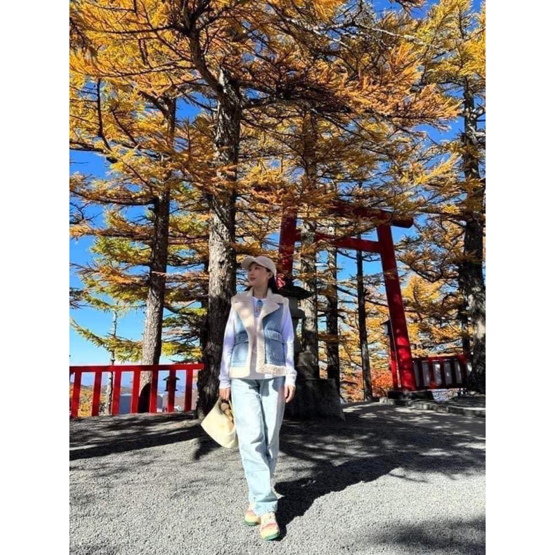 Áo khoác gile lót lông denim Zara xuất A261