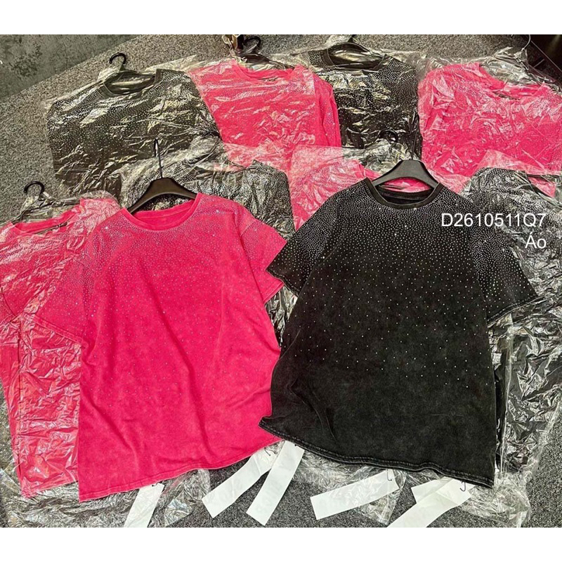 Áo thun tay ngắn form rộng đính đá cá tính!