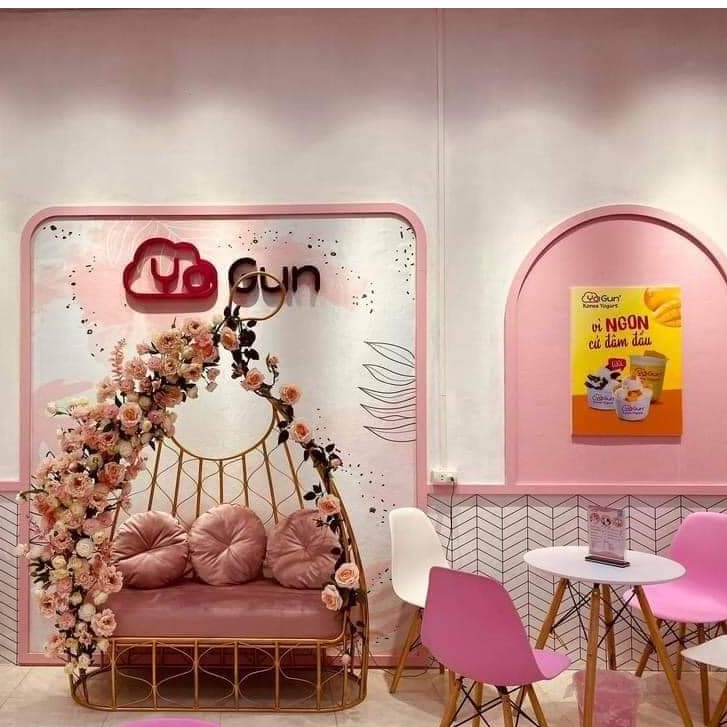 Ghế làm việc EAMES chân gỗ sồi dành cho phòng ăn, phòng khách,cafe,văn phòng,học tập mặt ghê  bằng nhựa