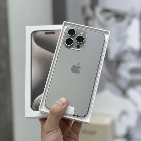 Điện thoại 15 pro|max - pin trâu siêu lướt bản Vn/a đẹp keng