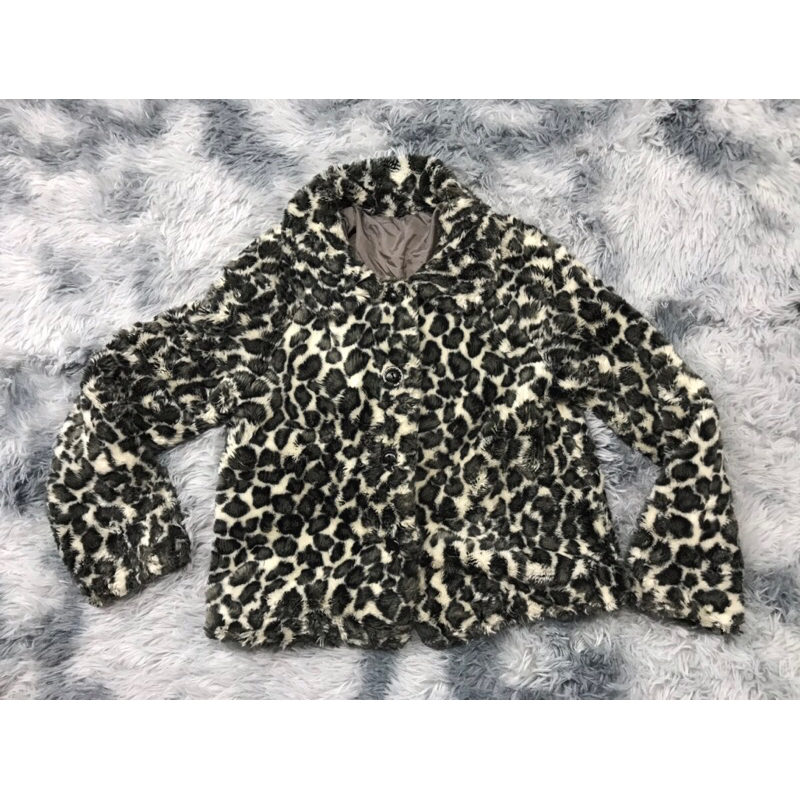 Thanh lý áo khóc nữ