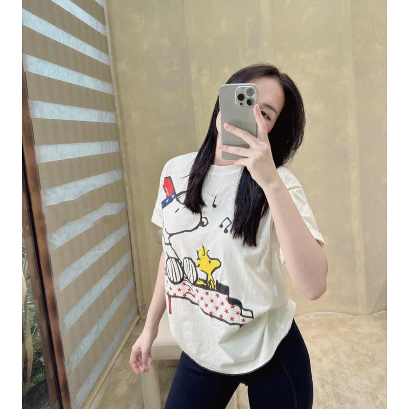 Áo phông nữ trắng hình cún