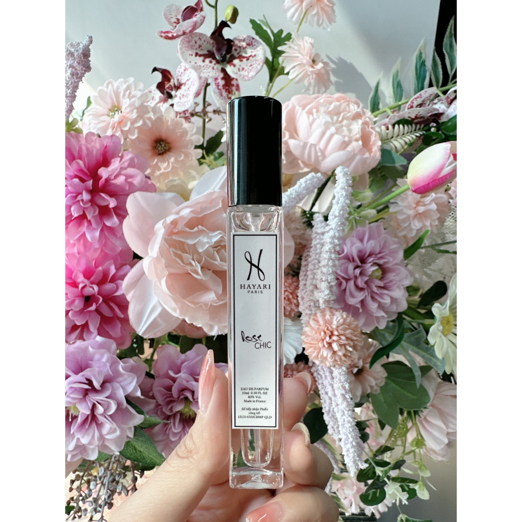 Nước Hoa Công Nương Rose Chic, HAYARI Parfums Paris 10ml Hương Hoa Hồng Tươi Mát Và Quyến Rũ