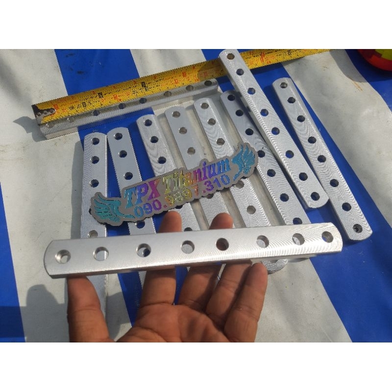 Pát Nhôm CNC Chế Nối Giữ Pô dài 22cm