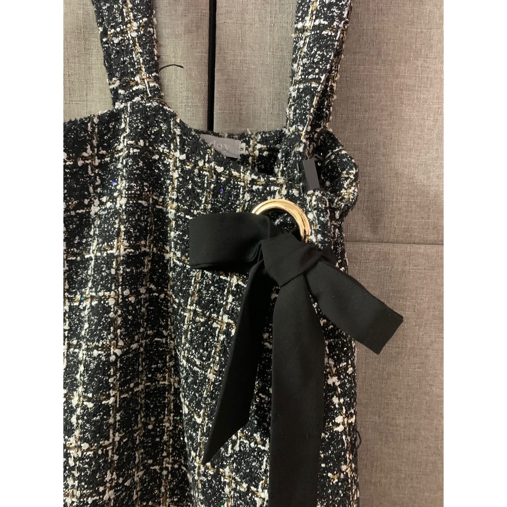 PASS - Váy yếm dạ TODAY