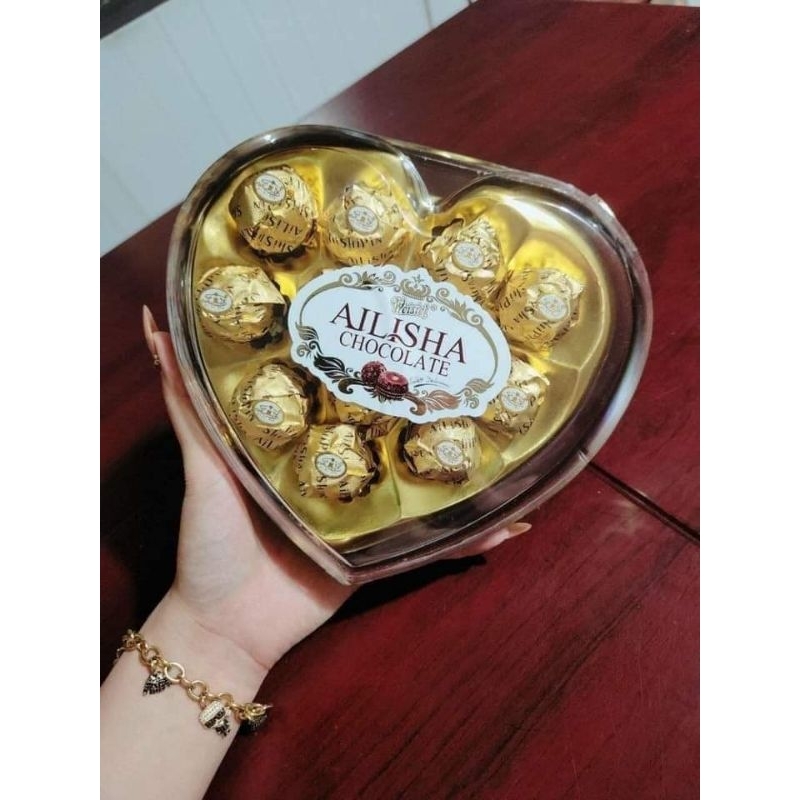 Socola hộp trái tim 8 viên