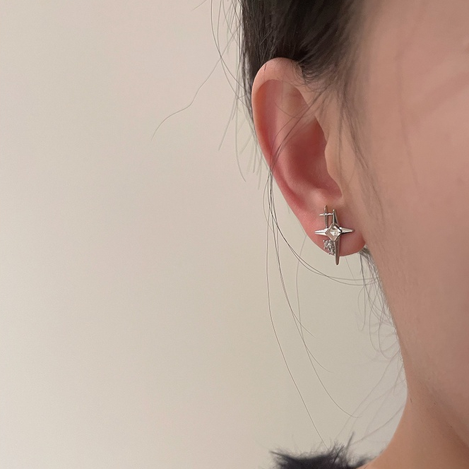 Khuyên tai kẹp không bấm lỗ chốt cố định K108 bằng hợp kim mạ bạc hình ngôi sao đính đá dáng ngắn Leous Accessories
