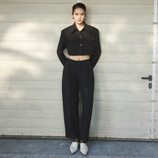 Reina- marant cropped pinstriped jacket – pleated wool- blend tapered pants