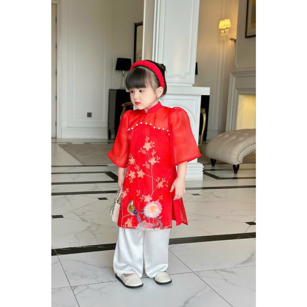Áo dài cách tân thiết kế mẹ và bé chất liệu tơ organza màu đỏ nổi bật có đính ngọc, kết hoa - Tiệm của nàng - M27