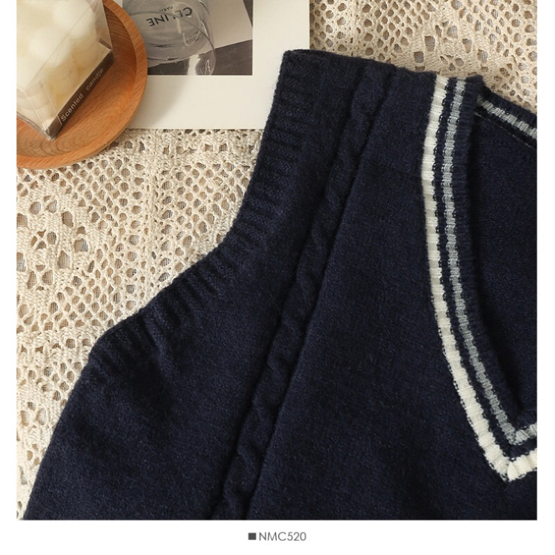 Set sơ mi + gile + cà vạt phong cách nữ sinh