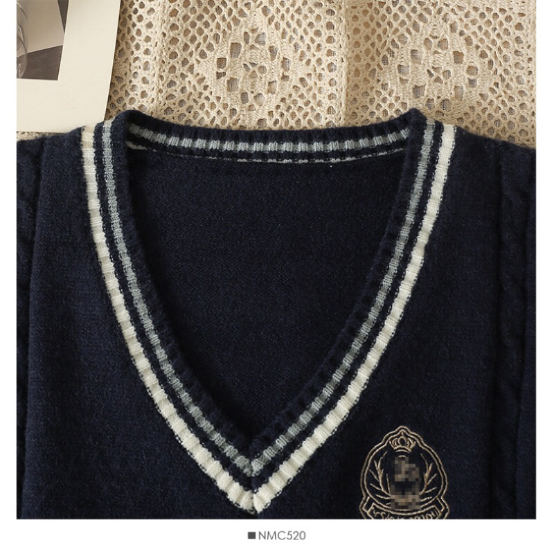 Set sơ mi + gile + cà vạt phong cách nữ sinh