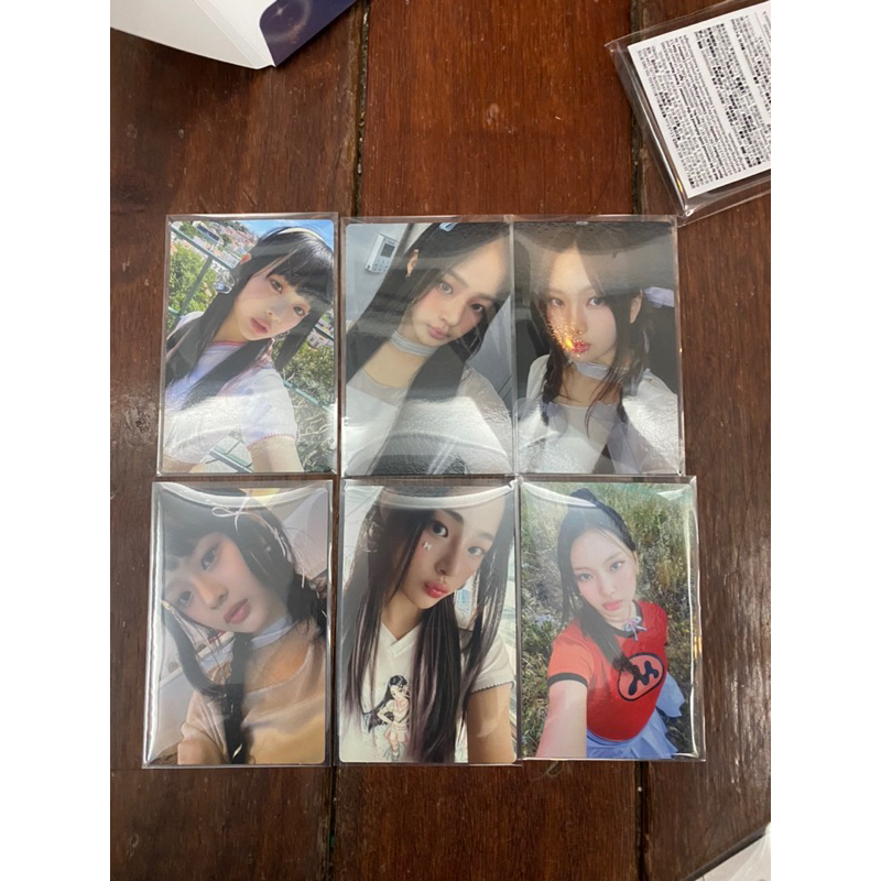 CARD PHOTOCARD NEWJEANS LINE FRIENDS POP UP STORE