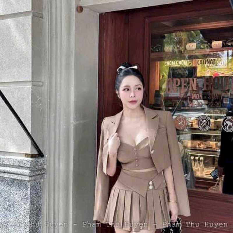 Sét khoát vest 3 món 55kg-95kg❌❌áo + chân váy+ bra bigsize