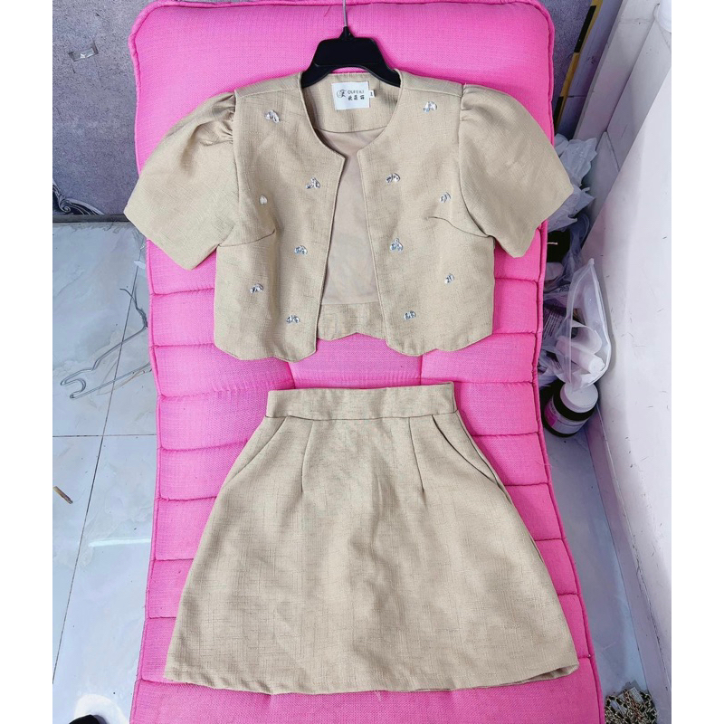 Thanh lý siêu phẩm