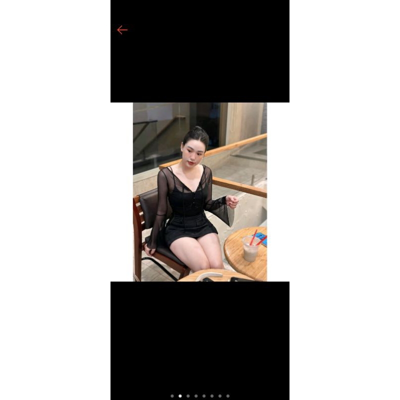 Áo lưới cúc bọc dáng ngắn tay loe New