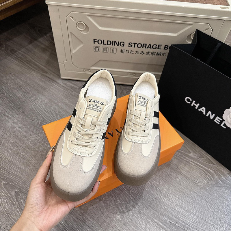 Giày thể thao 2 vạch hàng qc