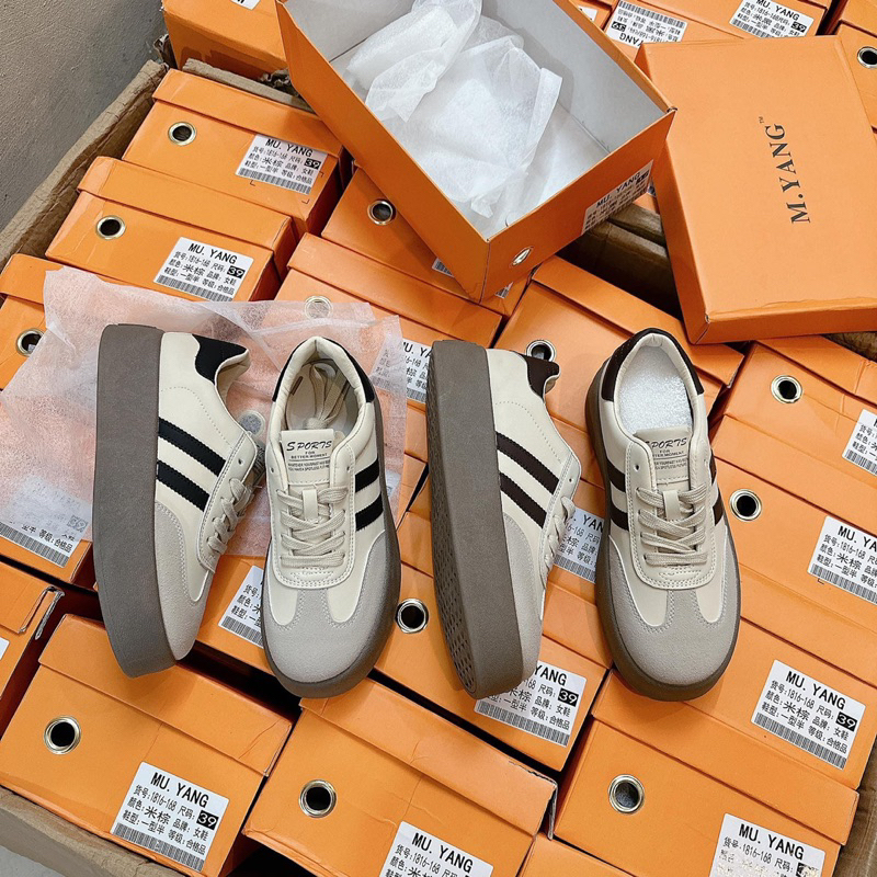 Giày thể thao 2 vạch hàng qc