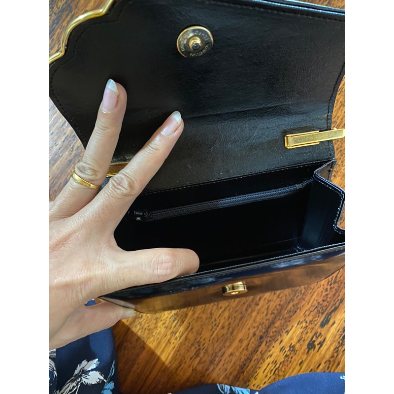 Túi đeo chéo da thật