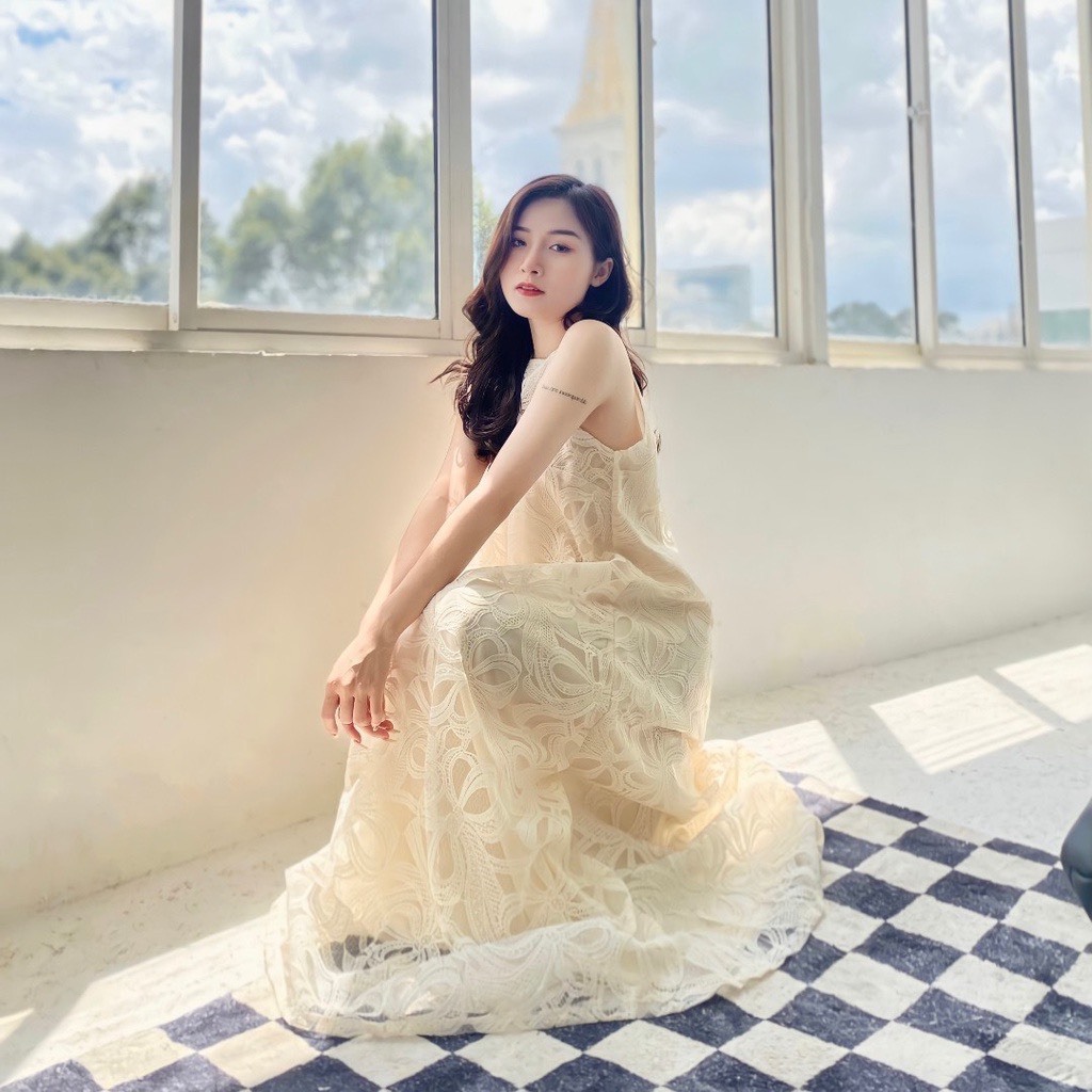 Đầm Maxi Nữ HML REN CAO CẤP Đầm Cổ Yếm Siêu Sanh Chảnh Đi Biển Váy Maxi Dã Ngoại Bigsize