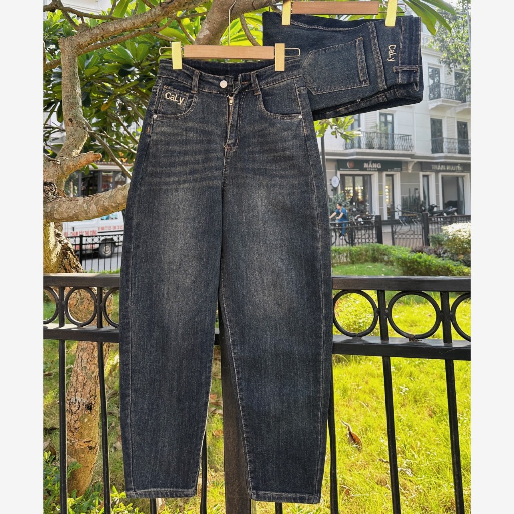-1703 Quần Jean Nữ Baggy Co Giãn Thêu Chữ,Quần bò begy co giãn dáng rộng thoải mái năng động cạp cao HOT23