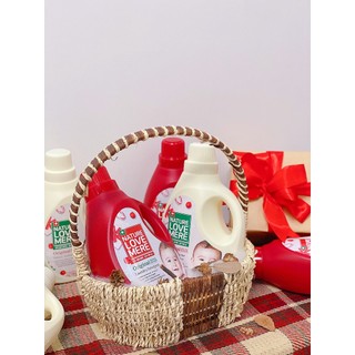Nước giặt Nature Love Mere hương Original chai 1.8L/ túi 1.3L