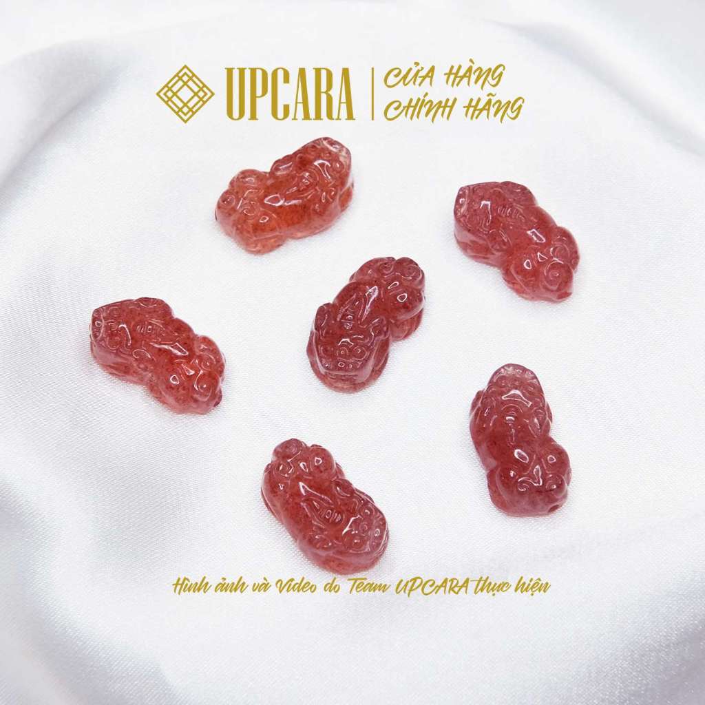 Tỳ hưu thachanh dâu tây hồng xỏ vòng tay UPCARA