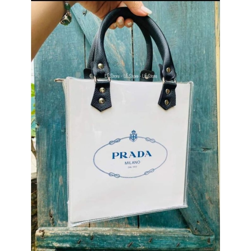 Túi Giấy Custom Cha Nel Lông Vũ