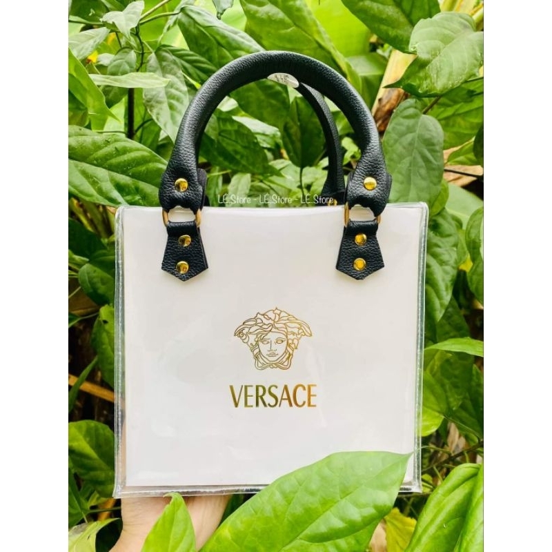 Túi Giấy Custom Cha Nel Lông Vũ