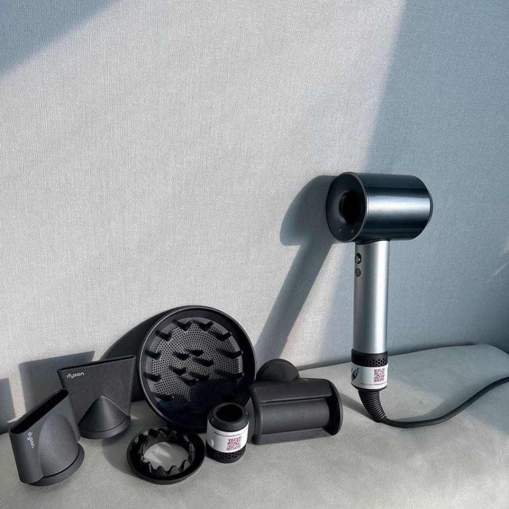 MÁY SẤY TÓC DYSON HD08 VÀ HD12 ,BẢO HÀNH 24 THÁNG
