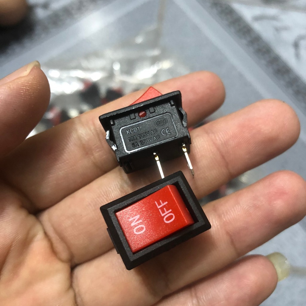 Công tắc bâp bênh 3A 250V giá tốt