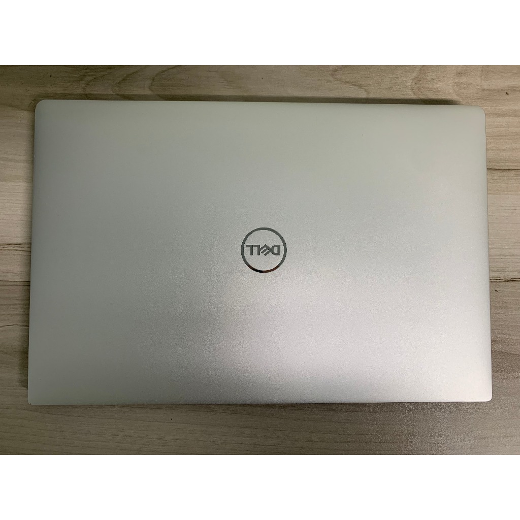Laptop xách tay Dell XPS 13 9380 siêu mỏng nhẹ. Màn 4K, ram 16GB