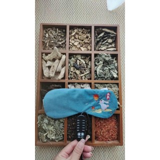 Chườm Mắt Thảo Dược Cắm Điện
