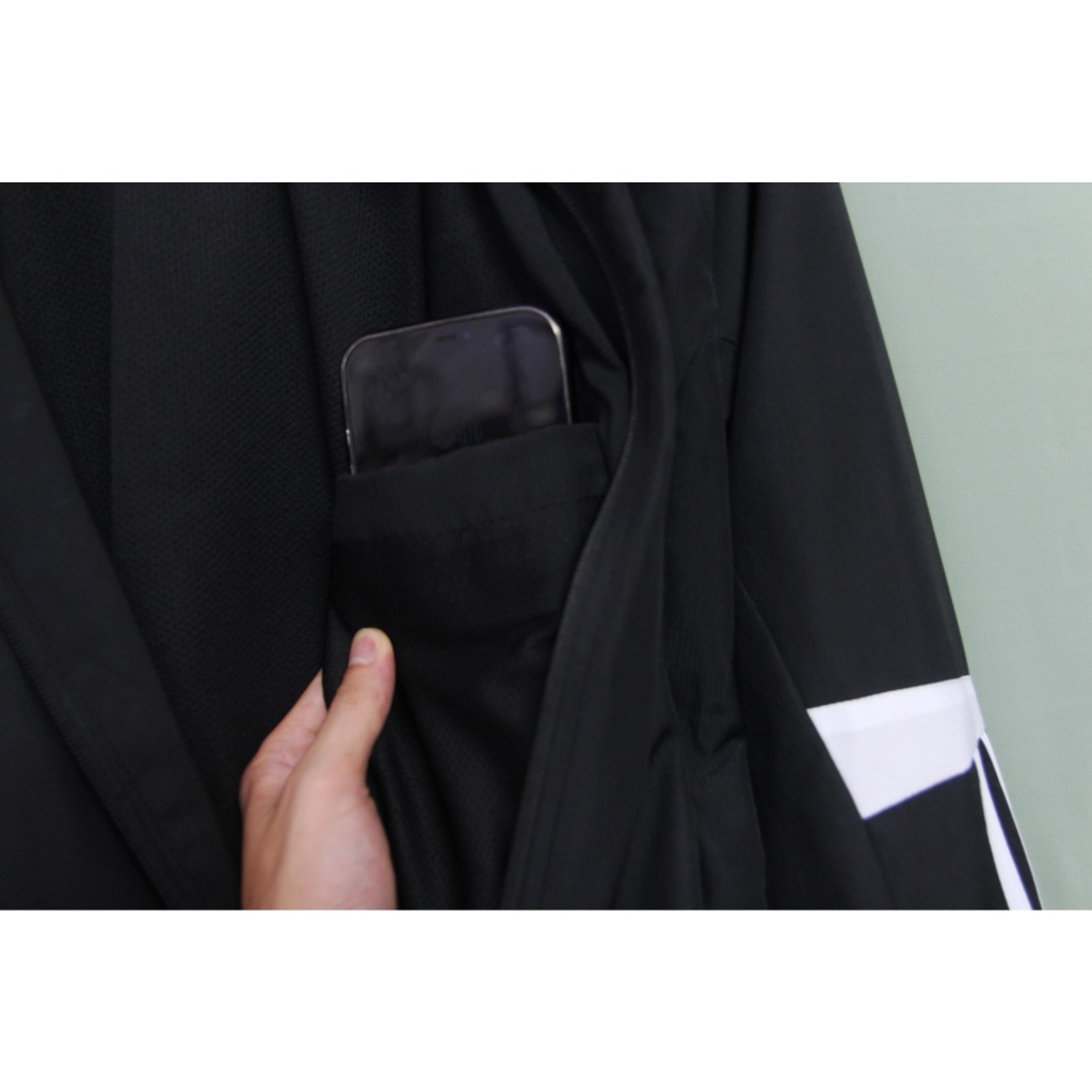 Áo Khoác Real Madrid Trắng - Đen Mẫu mới nhất 2023/2024