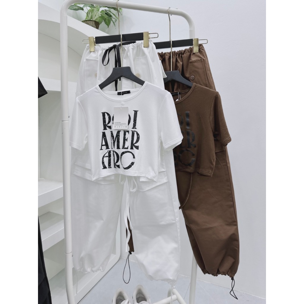 SÉT BỘ ÁO THUN IN CHỮ SAU LƯNG CẮT OUT THẮT DÂY CÁ TÍNH QUẦN KAKI DÀY ĐẸP CẠP THẮT DÂY LẠ MẮT-CH