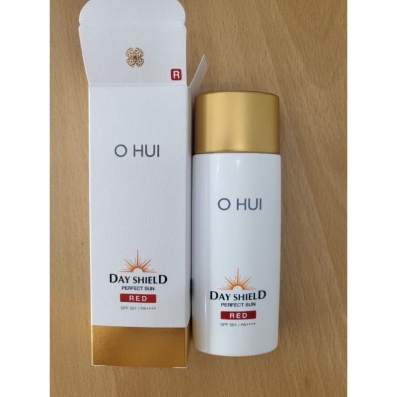 Kem Chống Nắng OHUI Day Shield Perfect Sun SPF 50+/PA++++