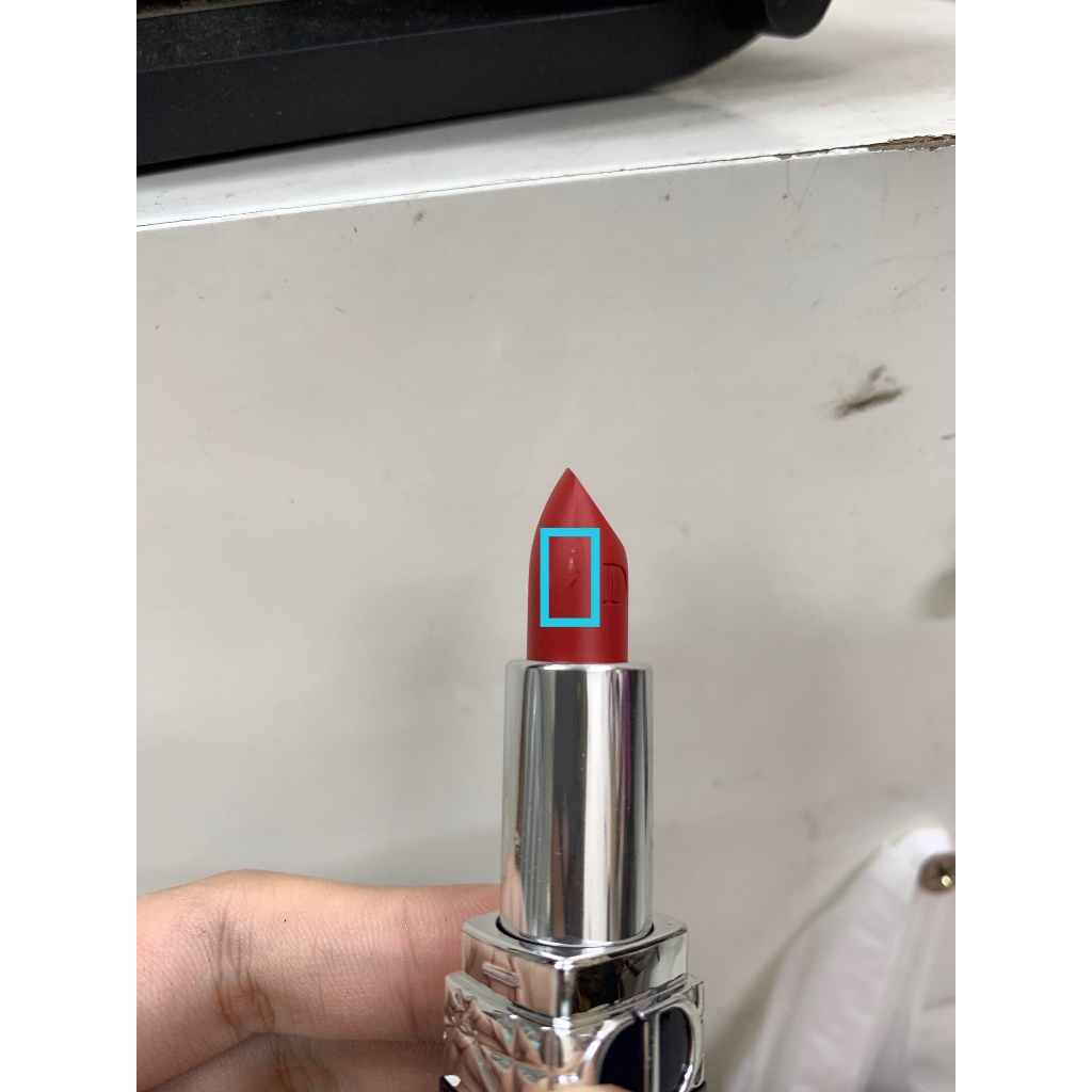 Set 2 món mini nước hoa và son Dior làm quà tặng