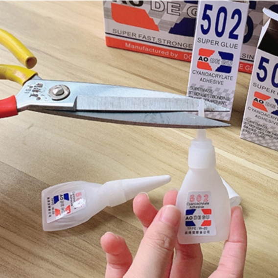 Keo 502 dán đa năng chai nhỏ