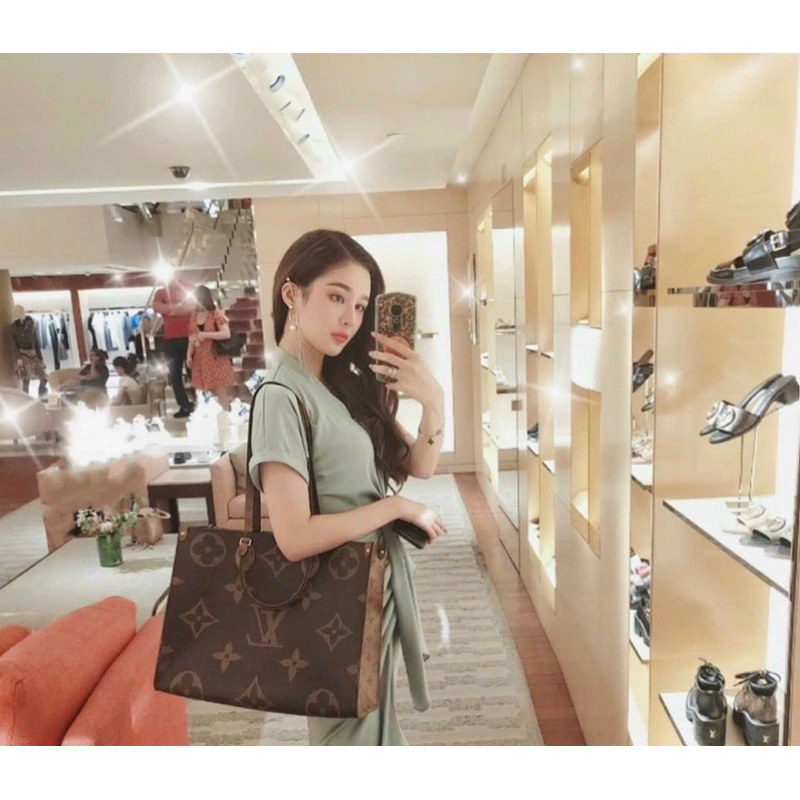 TÚI XÁCH LVV SHOPPING SANG CHẢNH SIZE 35CM VÀ SIZE  41CM