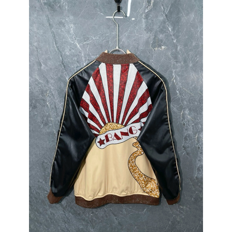 Áo Khoác Gió Nam In Họa Tiết Sau Lưng tinh tế, đẹp, nét - Áo Khoác Nam Phối Hai Màu độc đáo