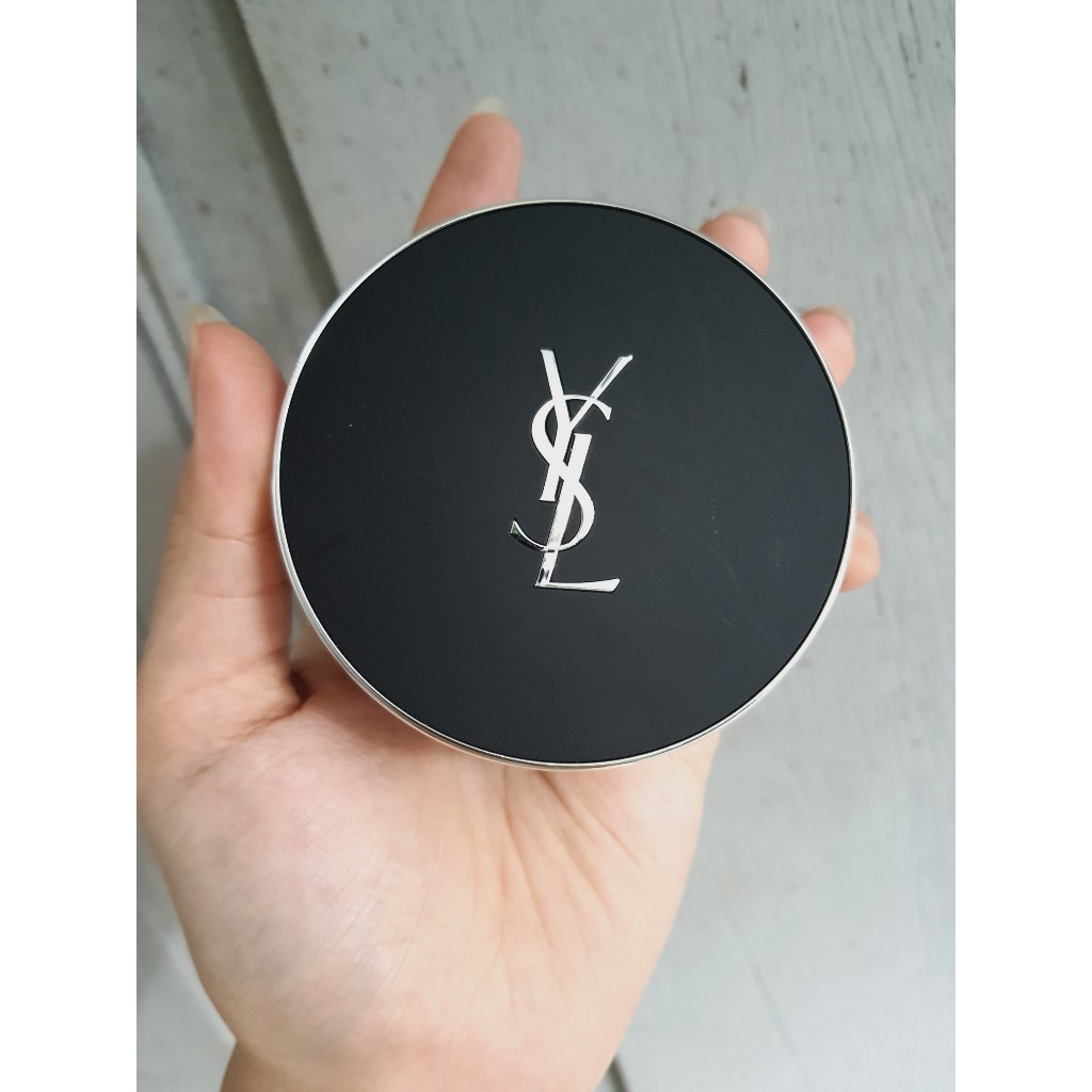 Phấn nước YSL fullsize bản đen