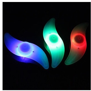 Đèn LED gắn bánh xe đạp 7 màu BB BIKE - L7C siêu rẻ