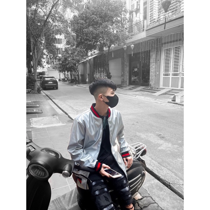 Áo Khoác Bomber GC Màu Bạc Họa Tiết Phối Da Sang Chảnh