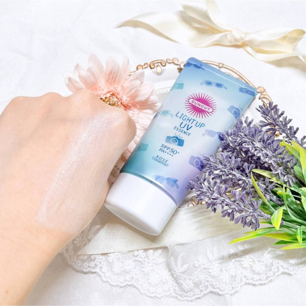 Kem Chống Nắng Kose Suncut Nâng Tông Chống Nước Sáng Da UV Essence Nhật Bản Tuýp 80g