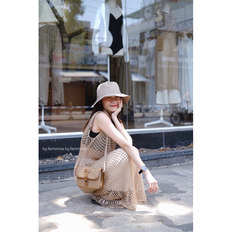 Đầm lưới feminine
