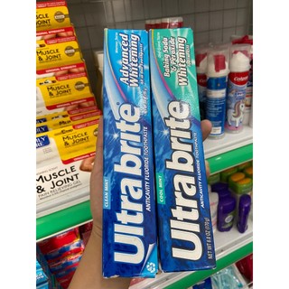 Kem đánh răng Ultrabrite Baking Soda&Peroxide Whitening 170g
