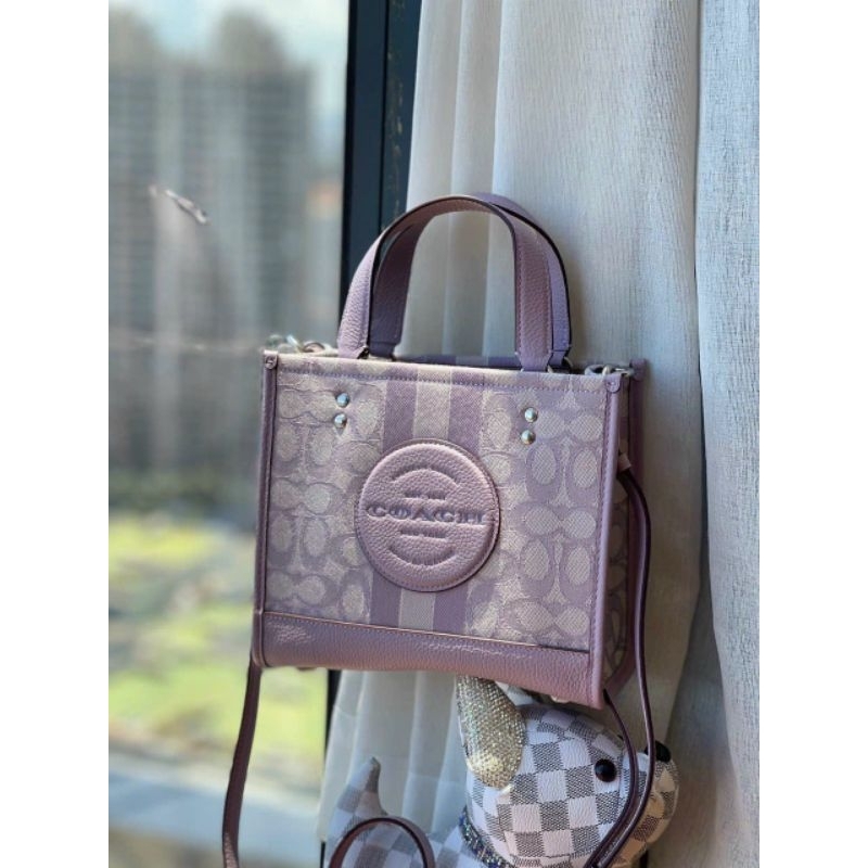 Túi Coach Dempsey Tote 22