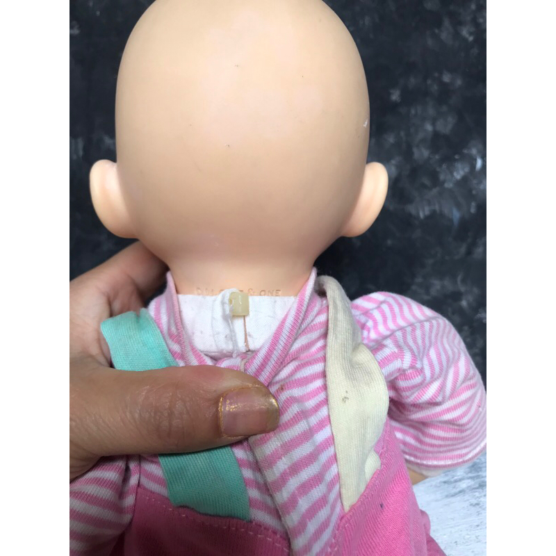 Búp bê em bé đáng yêu