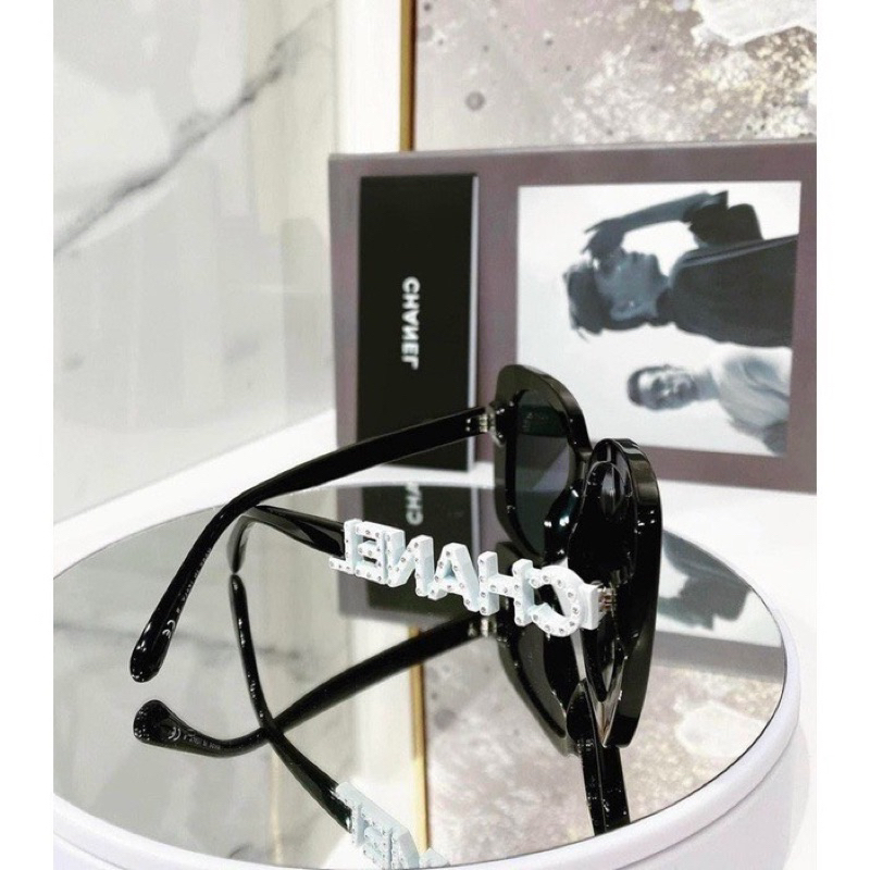 Kính Chaneo thời trang gọng đính đá sang chảnh