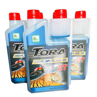 Nhớt 2 thì màu xanh, đỏ dùng cho máy nông nghiệp, máy cắt cỏ, máy phát điện, máy cưa xích, máy nổ, xe xipo TORA 0.5L 1L